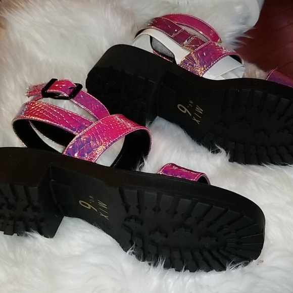 Mix No. 6 Petrova Platform Sandal Iridescent - Picture 5 of 9